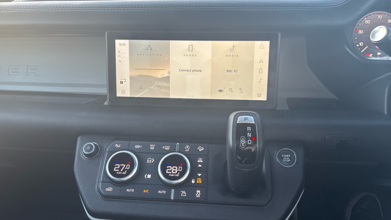 Land Rover Defender 3.0 D250 X-Dynamic SE 90 3dr Auto Diesel Estate